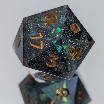 Stellara D20 on mirror background