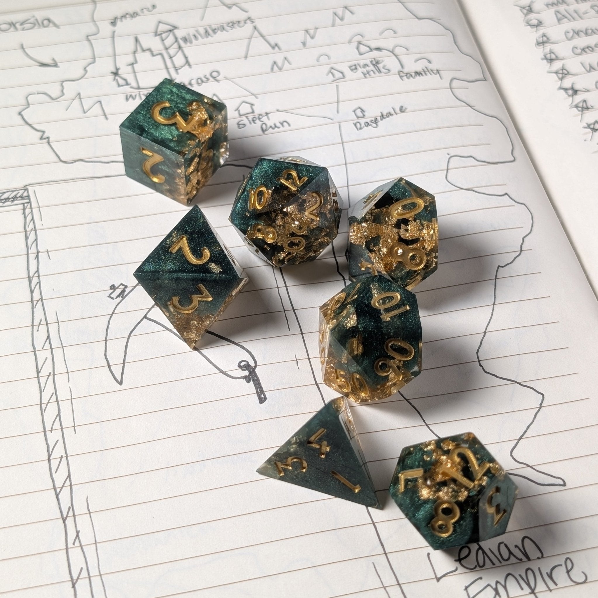 Basilisk Bloom - 7 Piece Polyhedral Dice Set - EBONWOOD