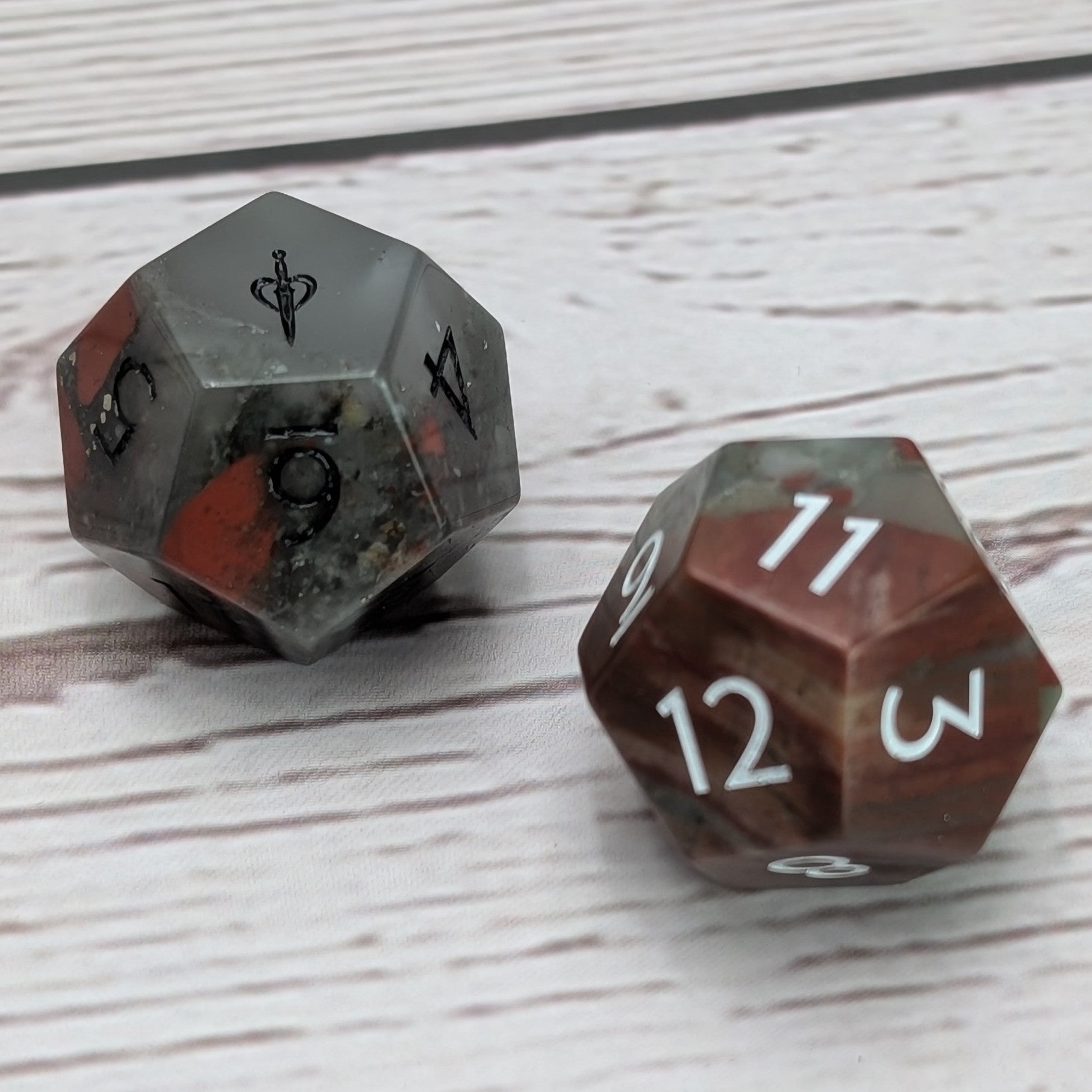 Blood Stone - 2pc Gemstone Duality Dice for Daggerheart - EBONWOOD