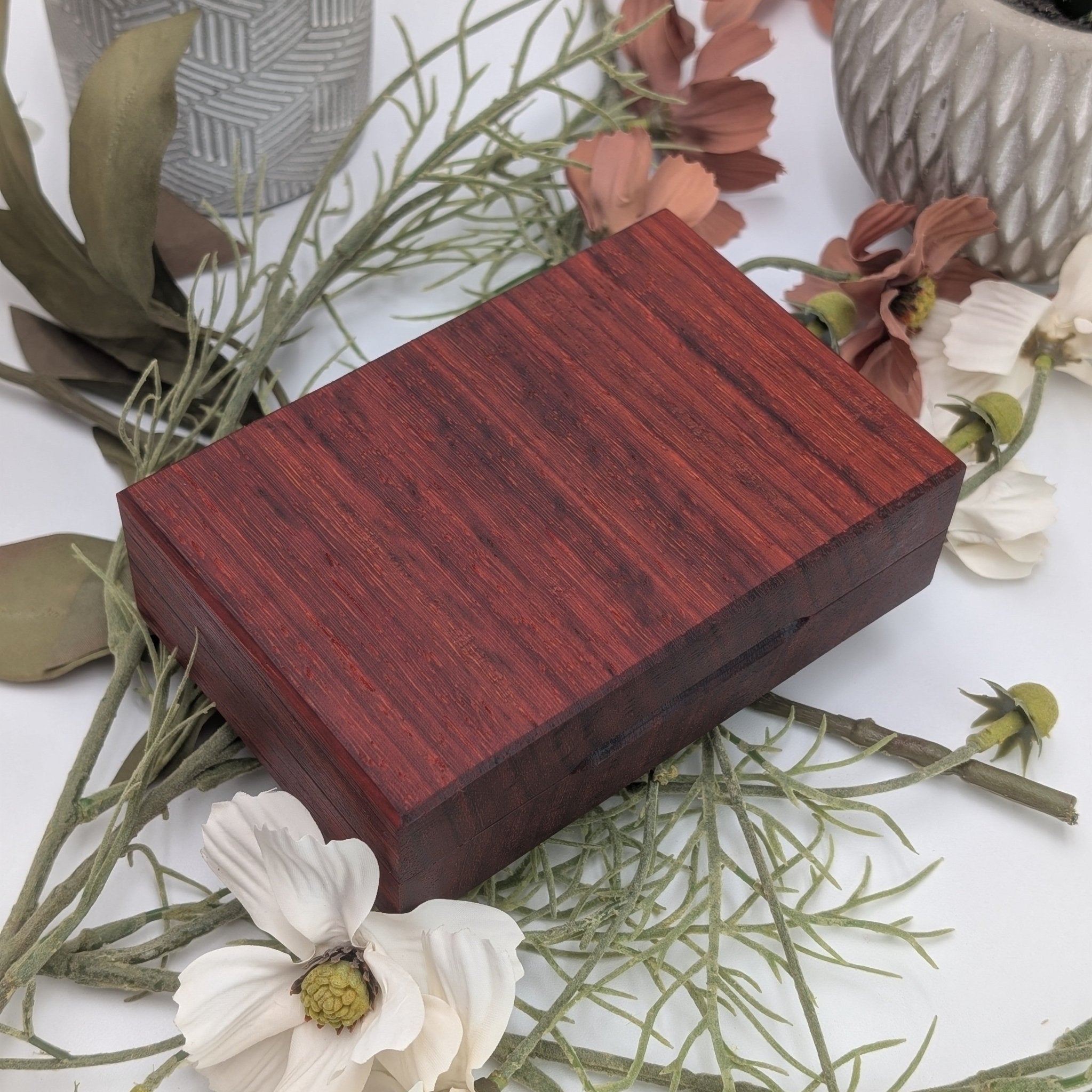 Cribbage Companion: Padauk Wooden Playing Card & Peg Box - EBONWOOD