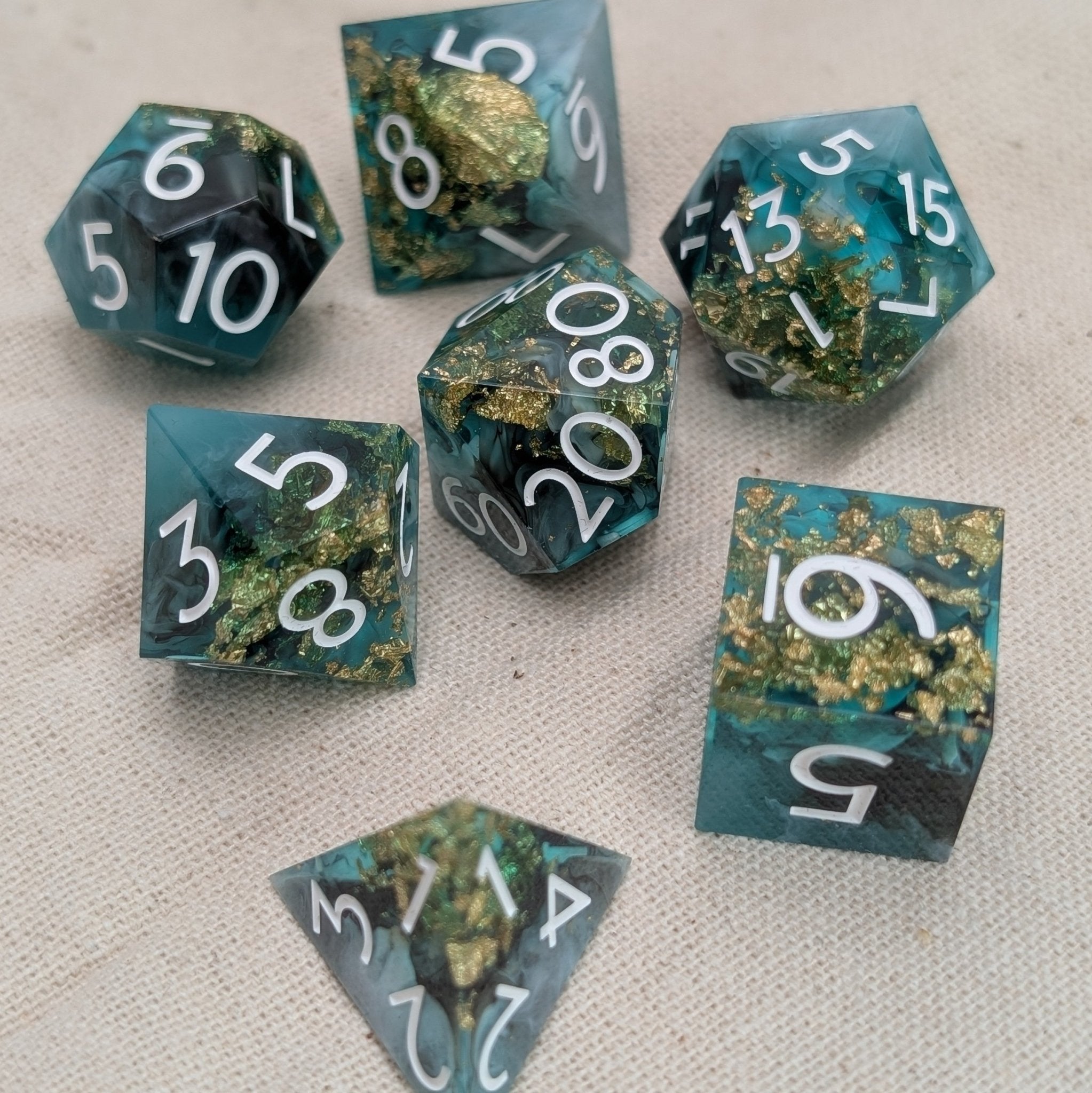 Deathmire 7 - Piece Polyhedral Dice Set - EBONWOOD