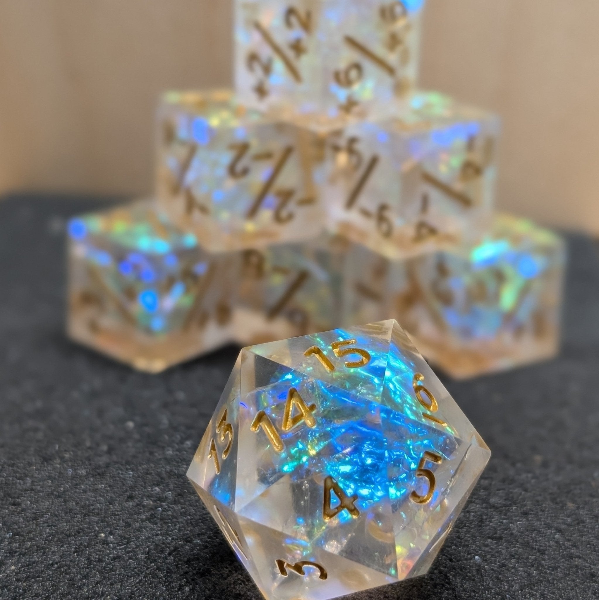 Golden Valor MTG Spindown D20 & MTG Counter Dice Combo Set - EBONWOOD