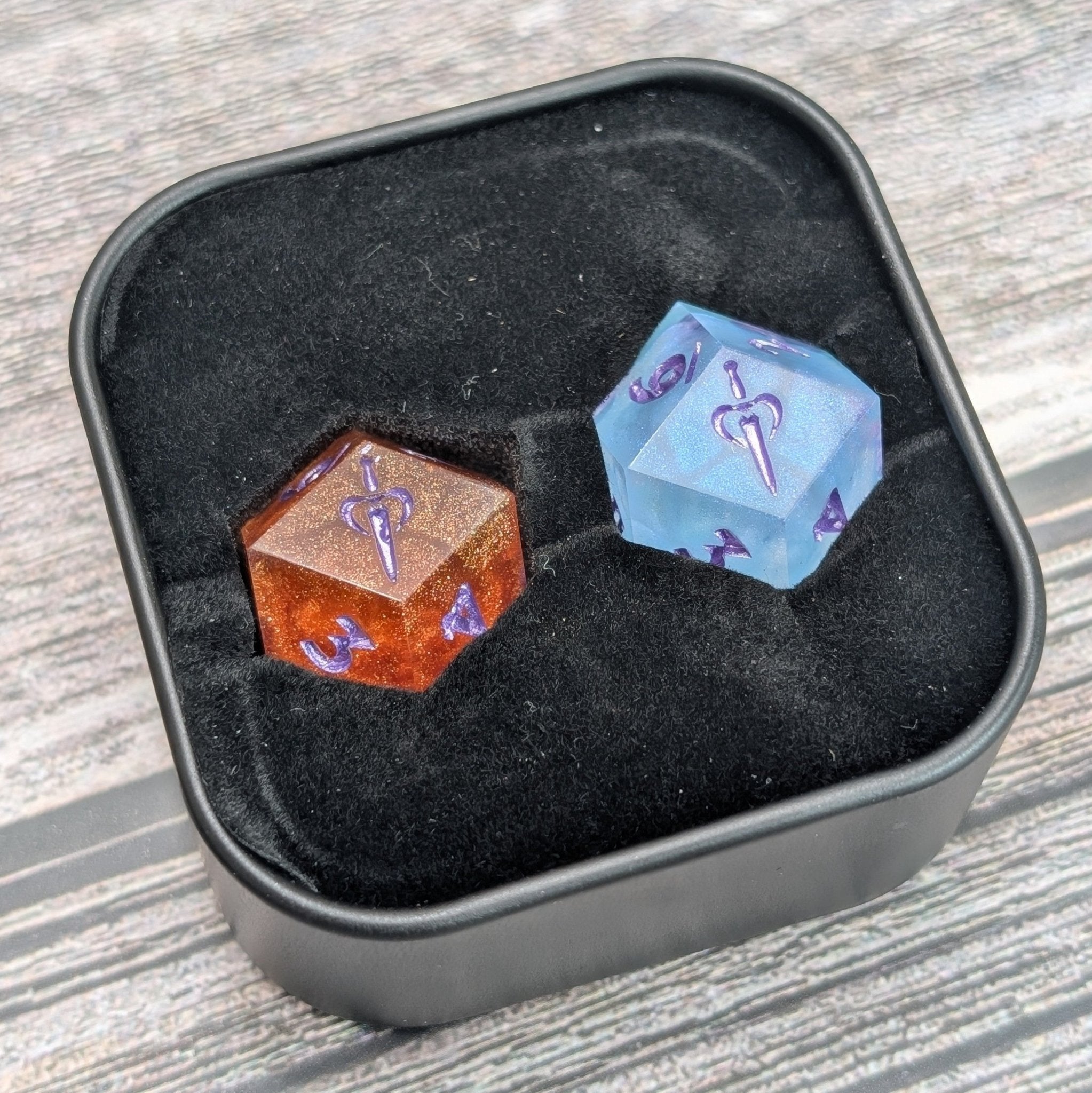 Lavender Divide - 2pc Duality Dice for Daggerheart - EBONWOOD