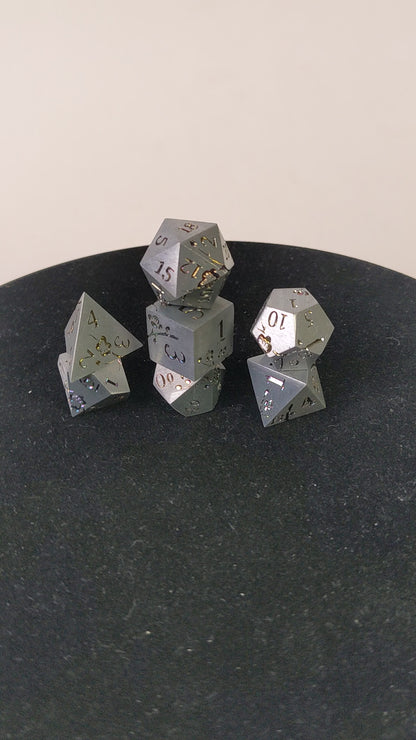 Prismatic Bloom - 7 Piece Luxury Metal D&D Dice Set