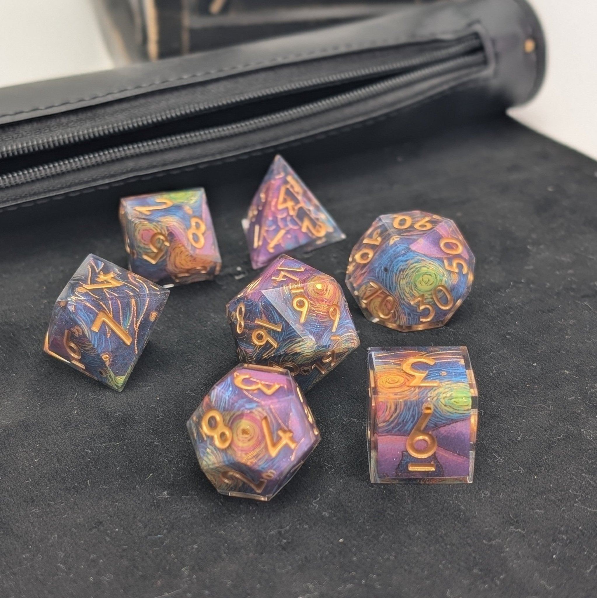 Starry Core - 7 Piece Luxury D&D Dice Set