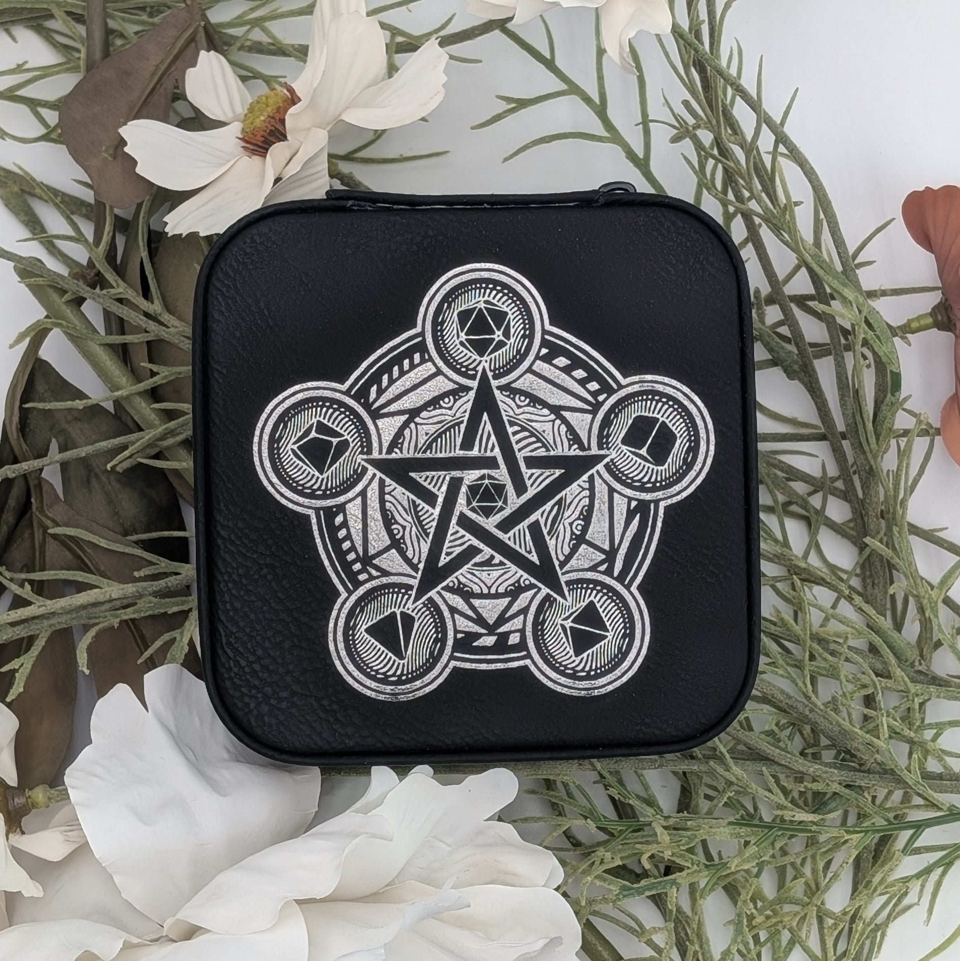 Magic Circle Dice Horder | DND Dice Storage | D&D Dice Storage | Leather Dice Box | Travel Case for Dice Set | Dungeons And Dragons