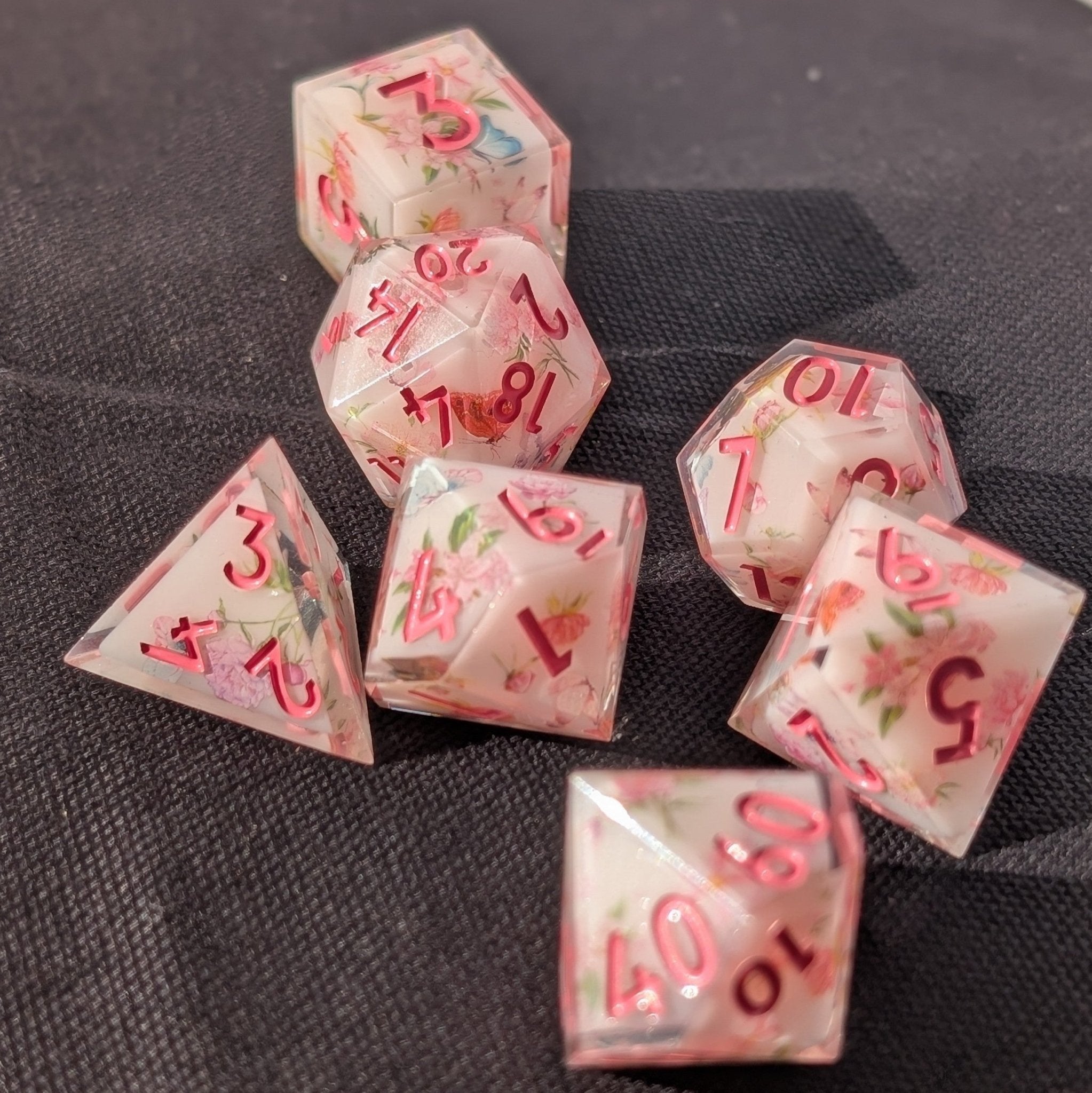 Flutterfey Bloom - 7 Piece Luxury D&D Dice Set