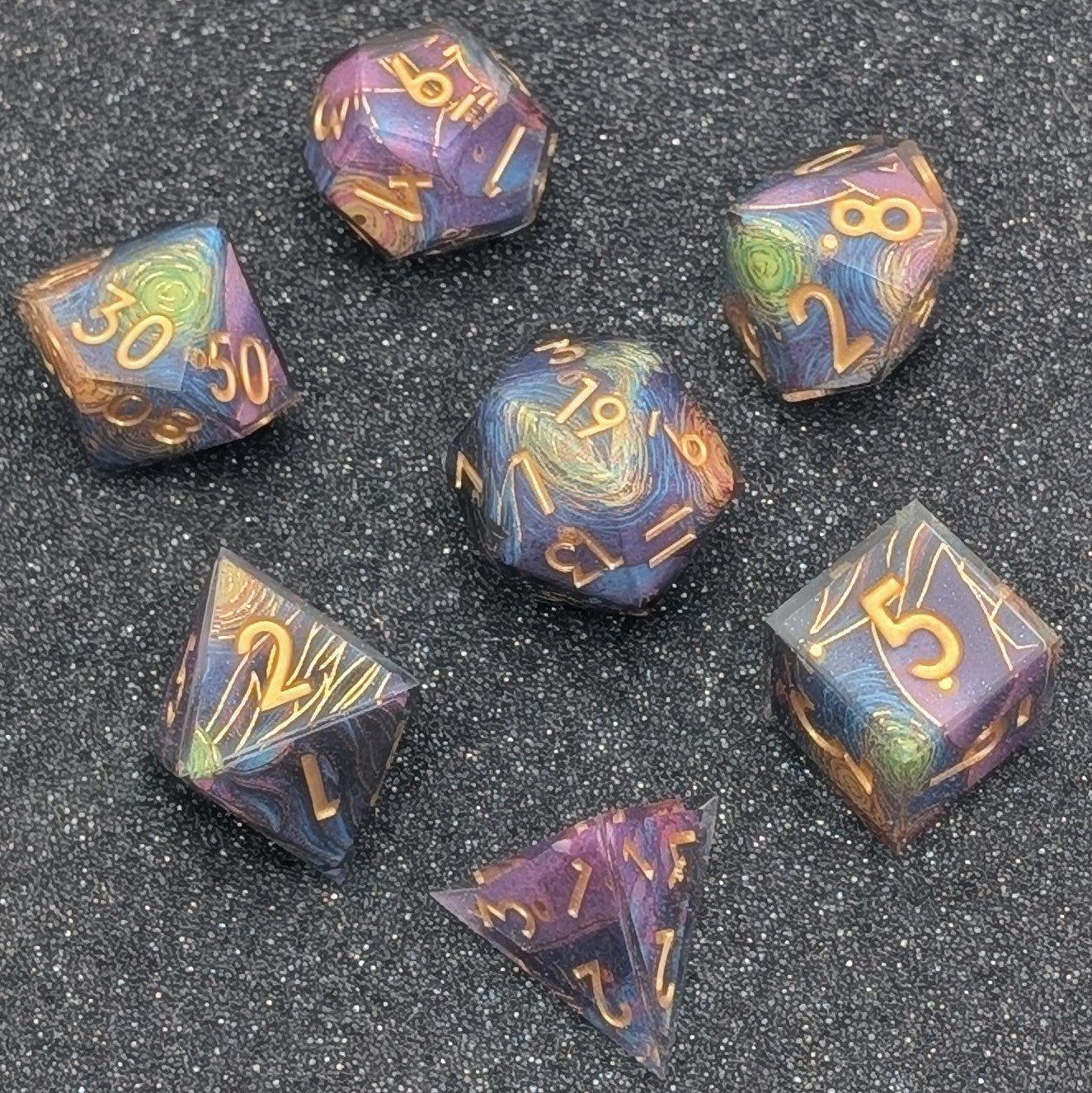 Starry Core - 7 Piece Luxury D&D Dice Set