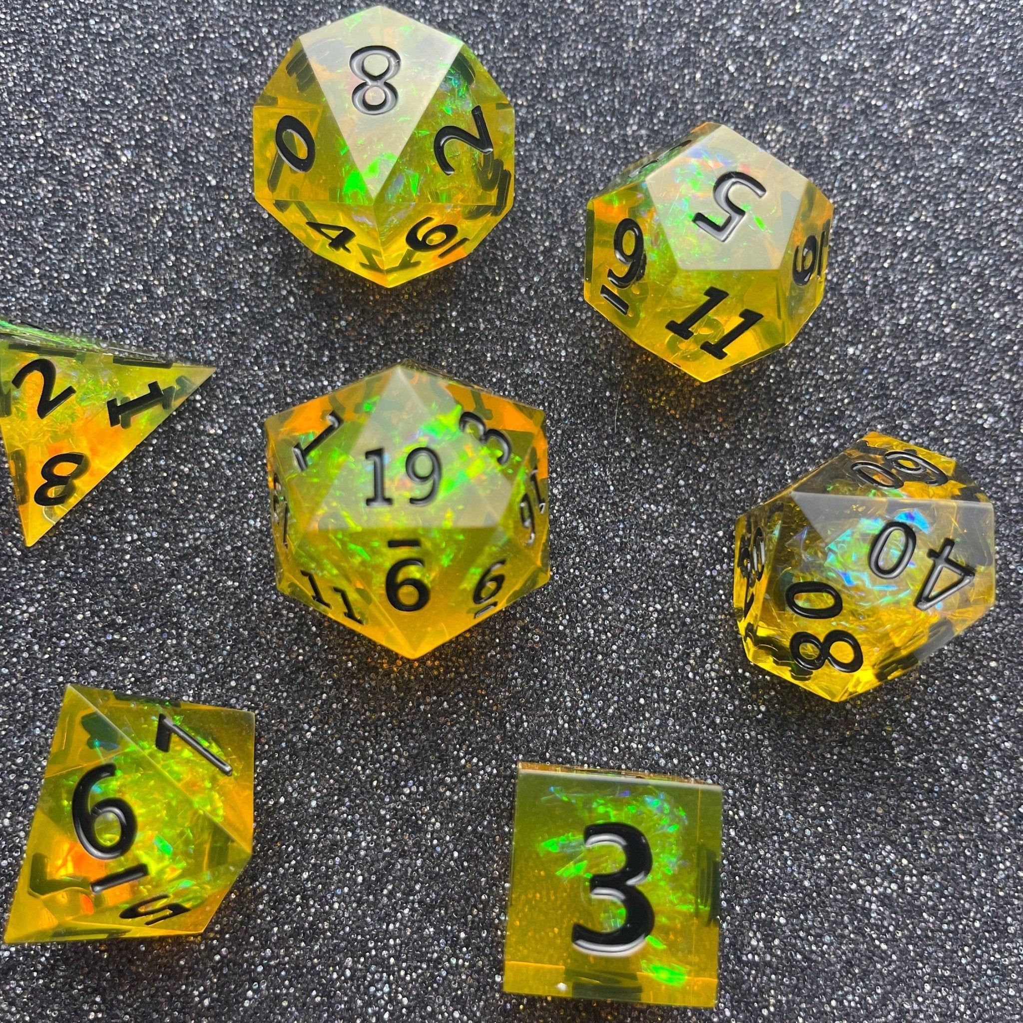 Radiant Blade - 7 Piece Luxury D&D Dice Set