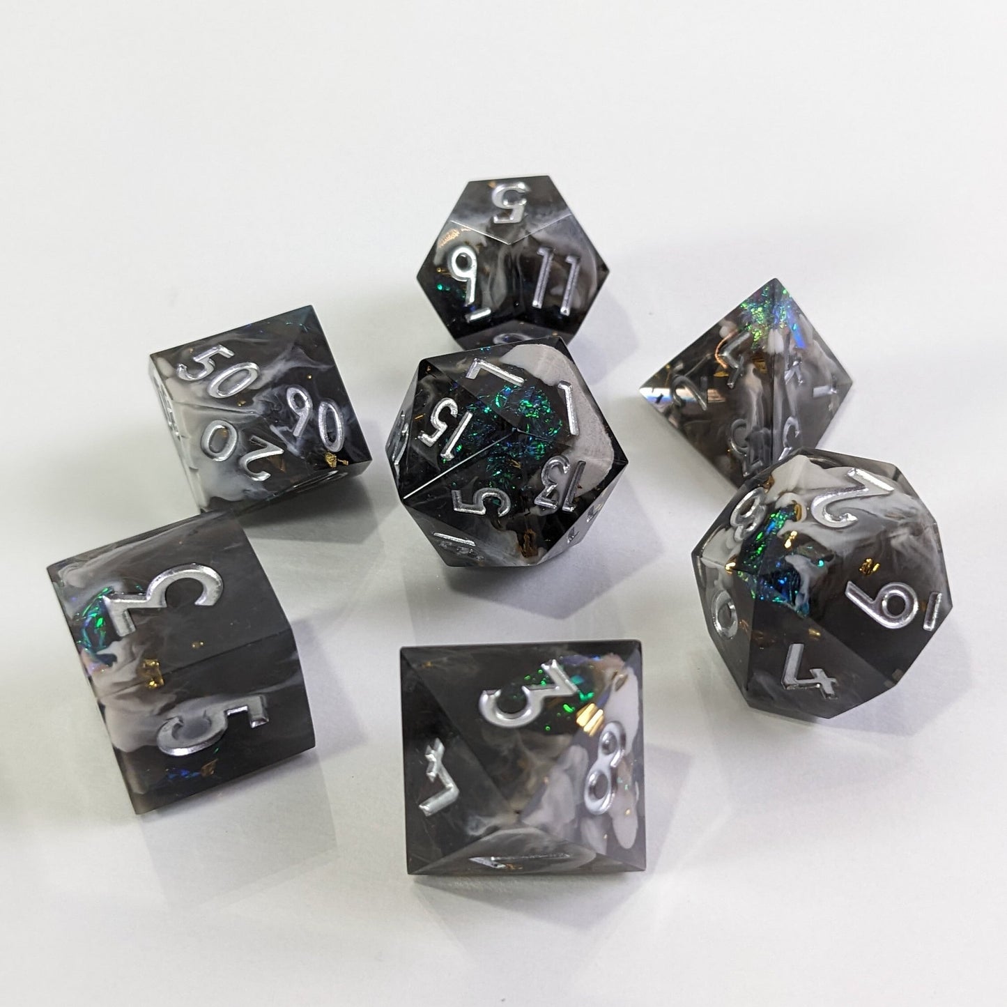 Shadowrift Gemstone - 7 Piece Luxury D&D Dice Set