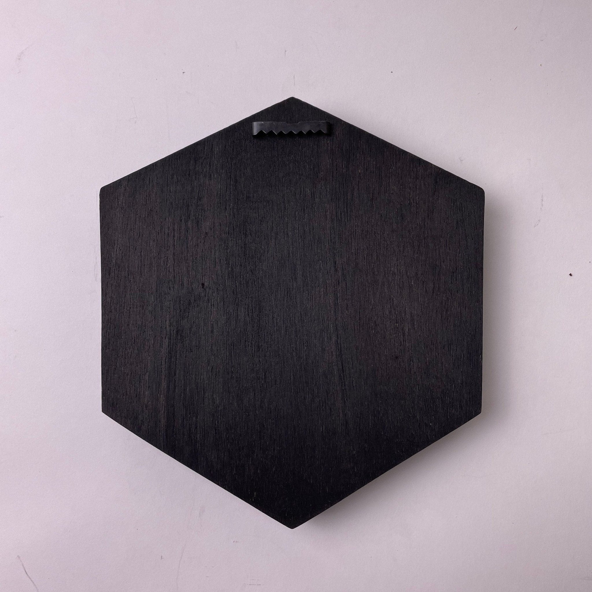 Many-Headed Monstrosity - D20 Wooden Wall Art for Dungeons and Dragons Enthusiasts