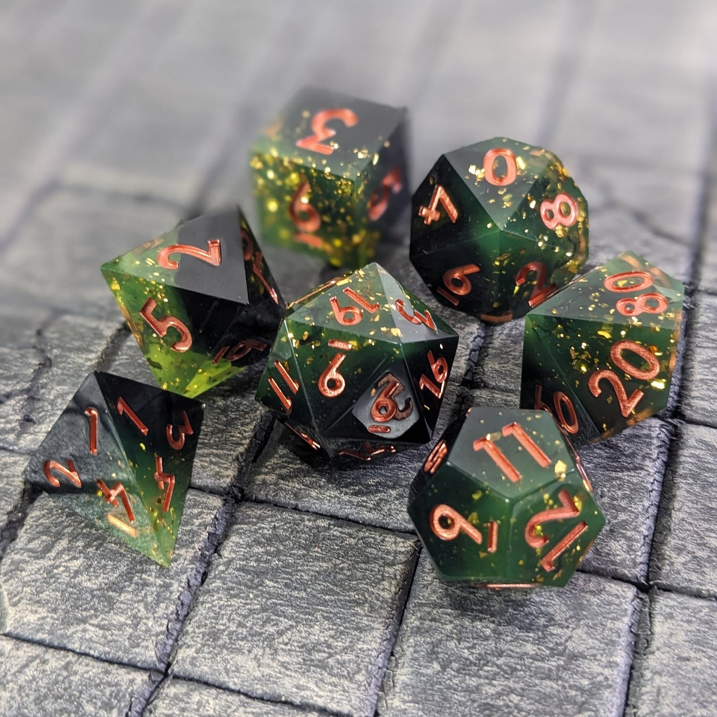 Verdigris Nightshard - 7 Piece Luxury D&D Dice Set