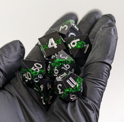 Jade Onyx - 7 Piece Luxury D&D Dice Set