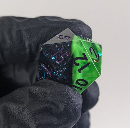 Emerald Glintcrystal - 7 Piece Luxury D&D Dice Set