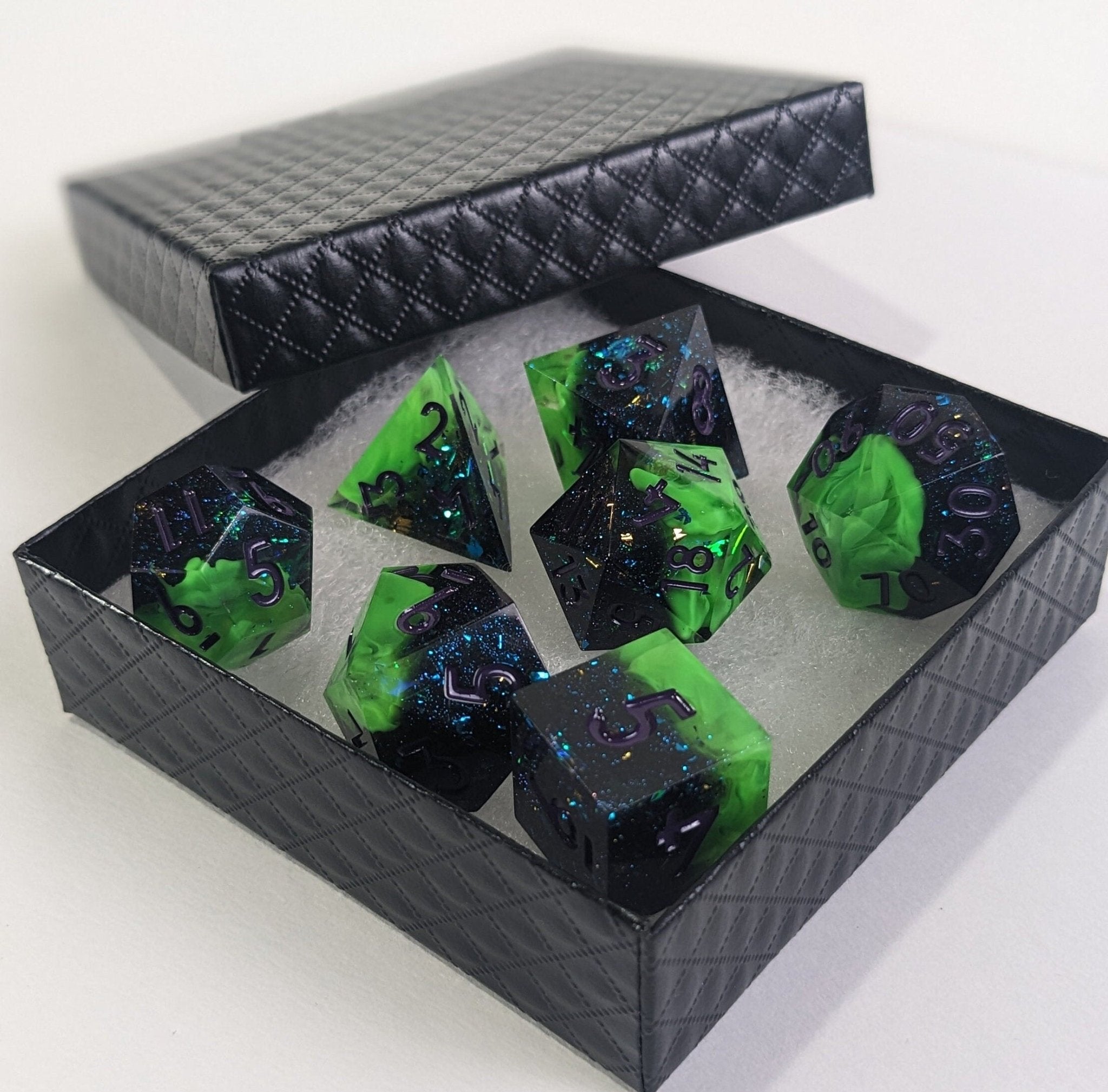 Emerald Glintcrystal - 7 Piece Polyhedral Dice Set